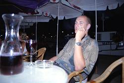 Das erste Glas Rotwein hatten wir uns wirklich verdient.