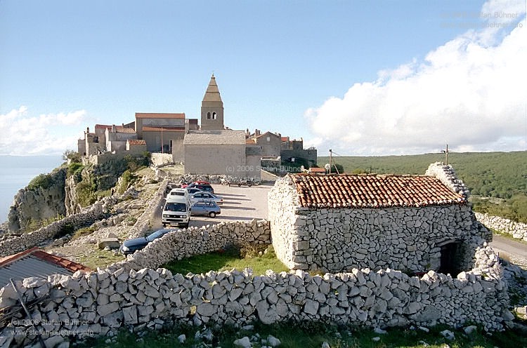 Lubenice - traumhaftes Bergdorf auf der Insel Cres an der kroatischen Adriakste